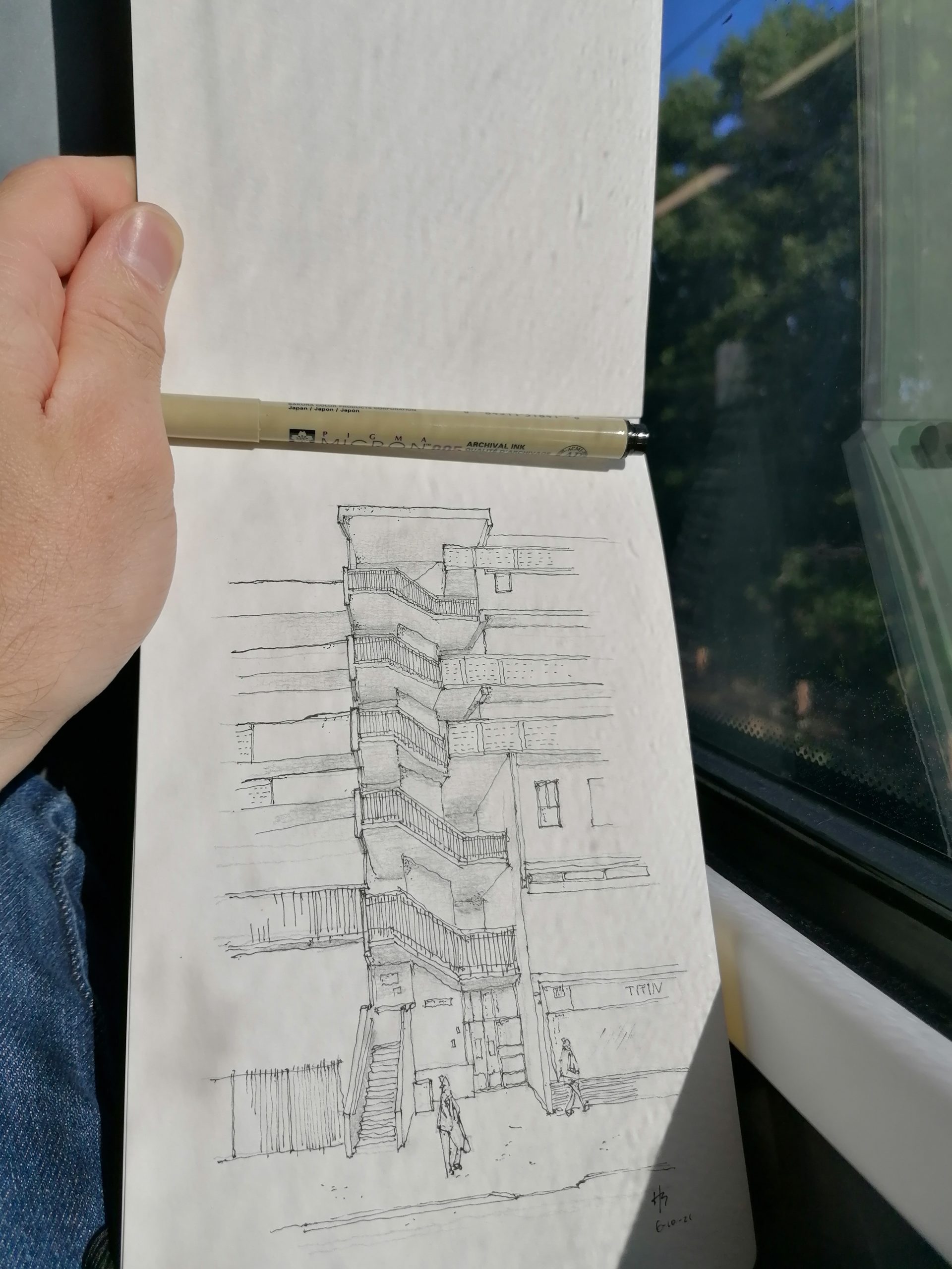 Sketch on a train no. 2